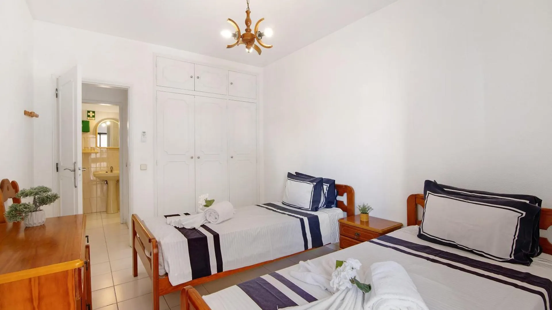 Seaside Sanctuary - Praia Da Rocha Portimao Apartment