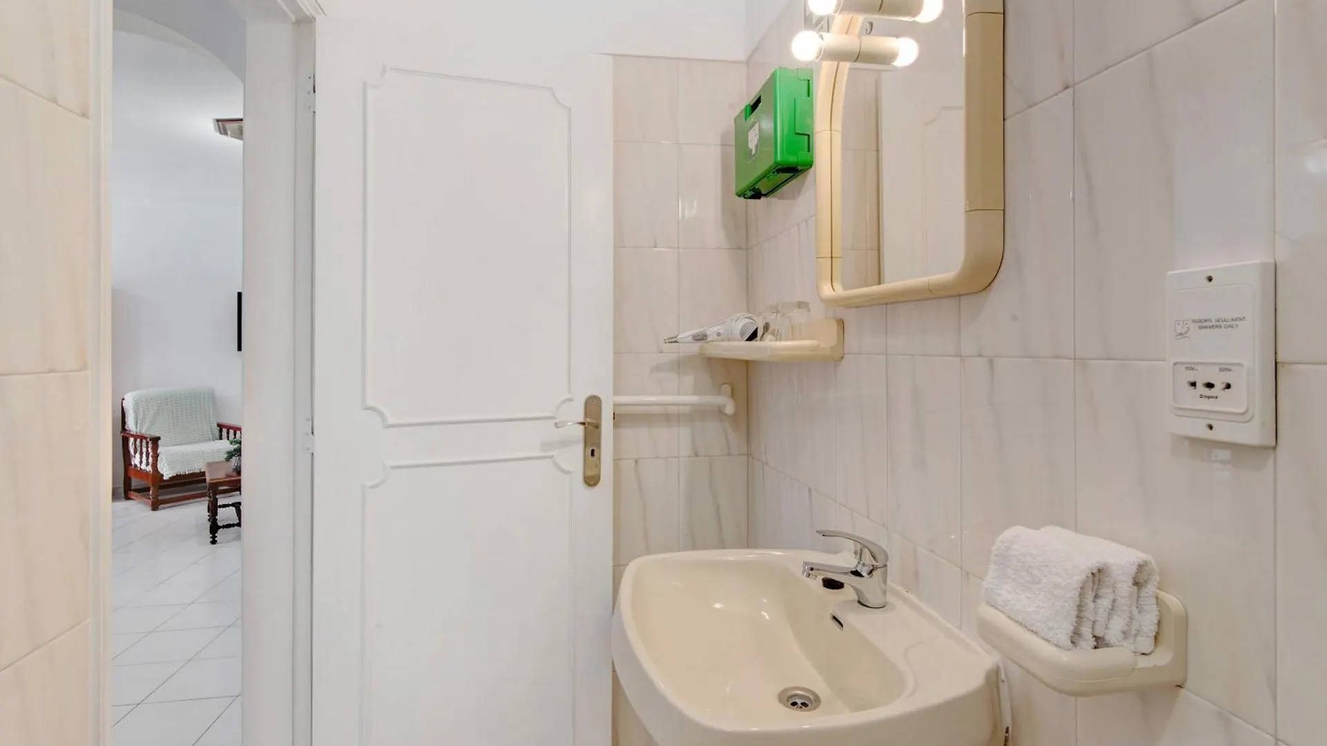 Apartment Seaside Sanctuary - Praia Da Rocha Portimao